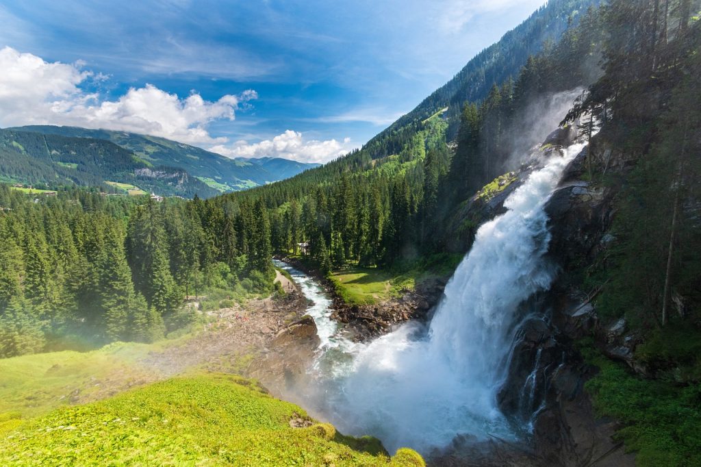 découvrez des cascades cachées, des trésors naturels méconnus qui offrent des panoramas époustouflants et une tranquillité inégalée. plongez dans l'aventure et explorez ces merveilles aquatiques hors des sentiers battus.